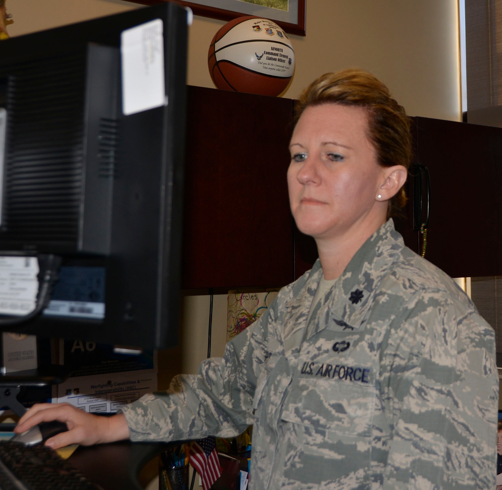 Lt. Col. Renae Wright, Chief, Warfighting Capabilities and Interoperability Division, Continental U.S. NORAD Region -1st  Air Force  (Air Forces Northern) communications enterprise, was recently named  one of  the Air National Guard-level recipients of the 2017 General John P. Jumper Award for Excellence in Warfighting Integration and Air Force Information Dominance. Wright was named Air Force Outstanding Cyberspace Officer, Field Grade Category.(Air Force photo by Mary McHale)