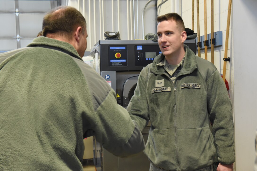 Oregon TAG visits Kingsley Field