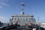 USS Frank Cable Arrives Hawaii