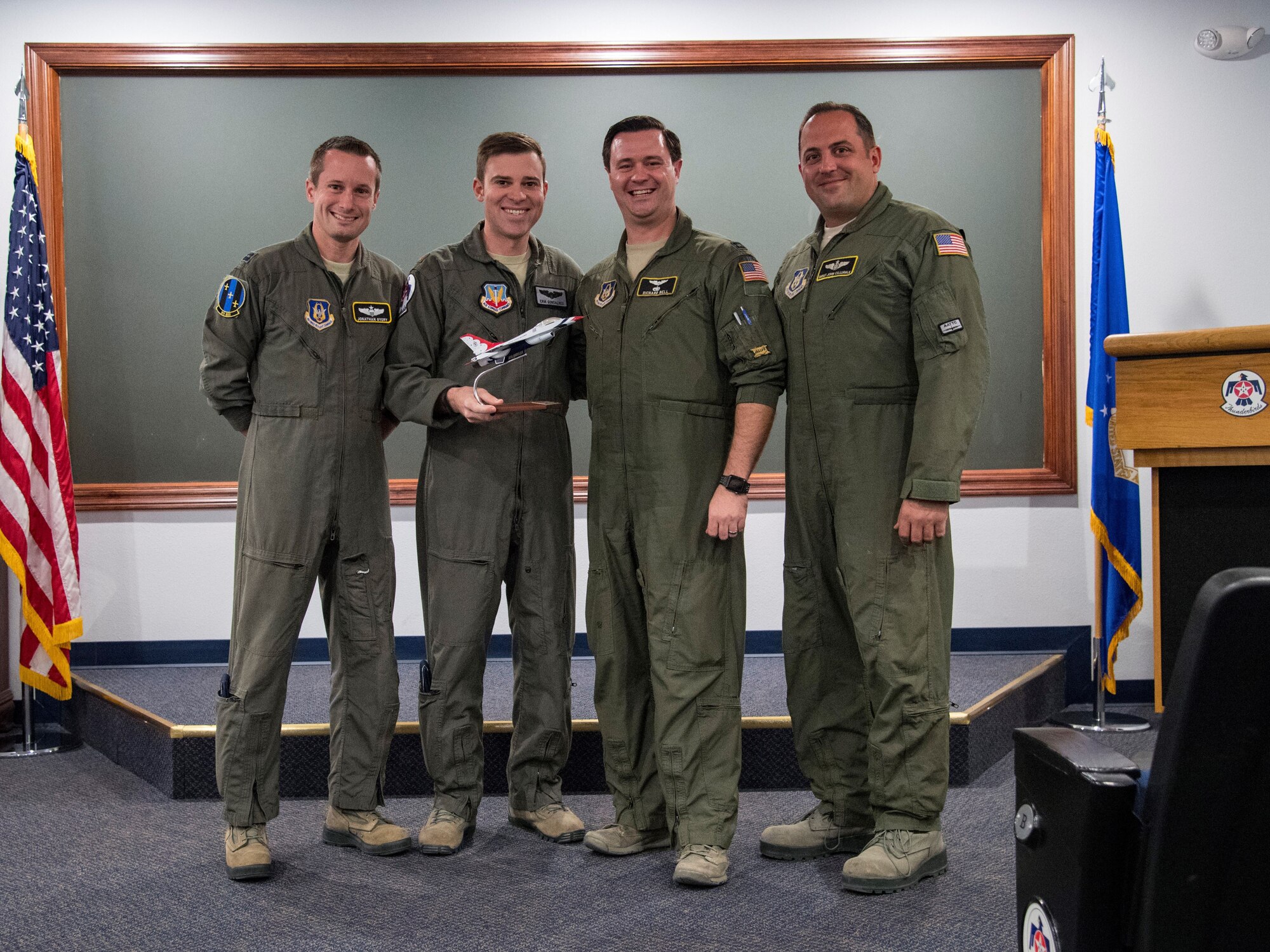 911th AW, Pittsburgh ARS, Thunderbirds
