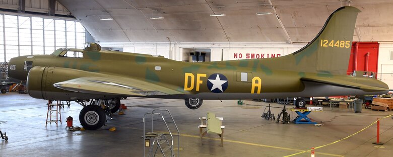 B 17f Memphis Belle Restoration Continues To Move Closer To The