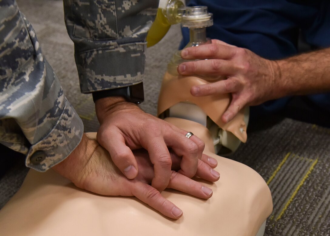 U.S. Air Force Airmen practice CPR during the Basic Life Support class at Joint Base Langley-Eustis, Va., Dec. 6, 2017.