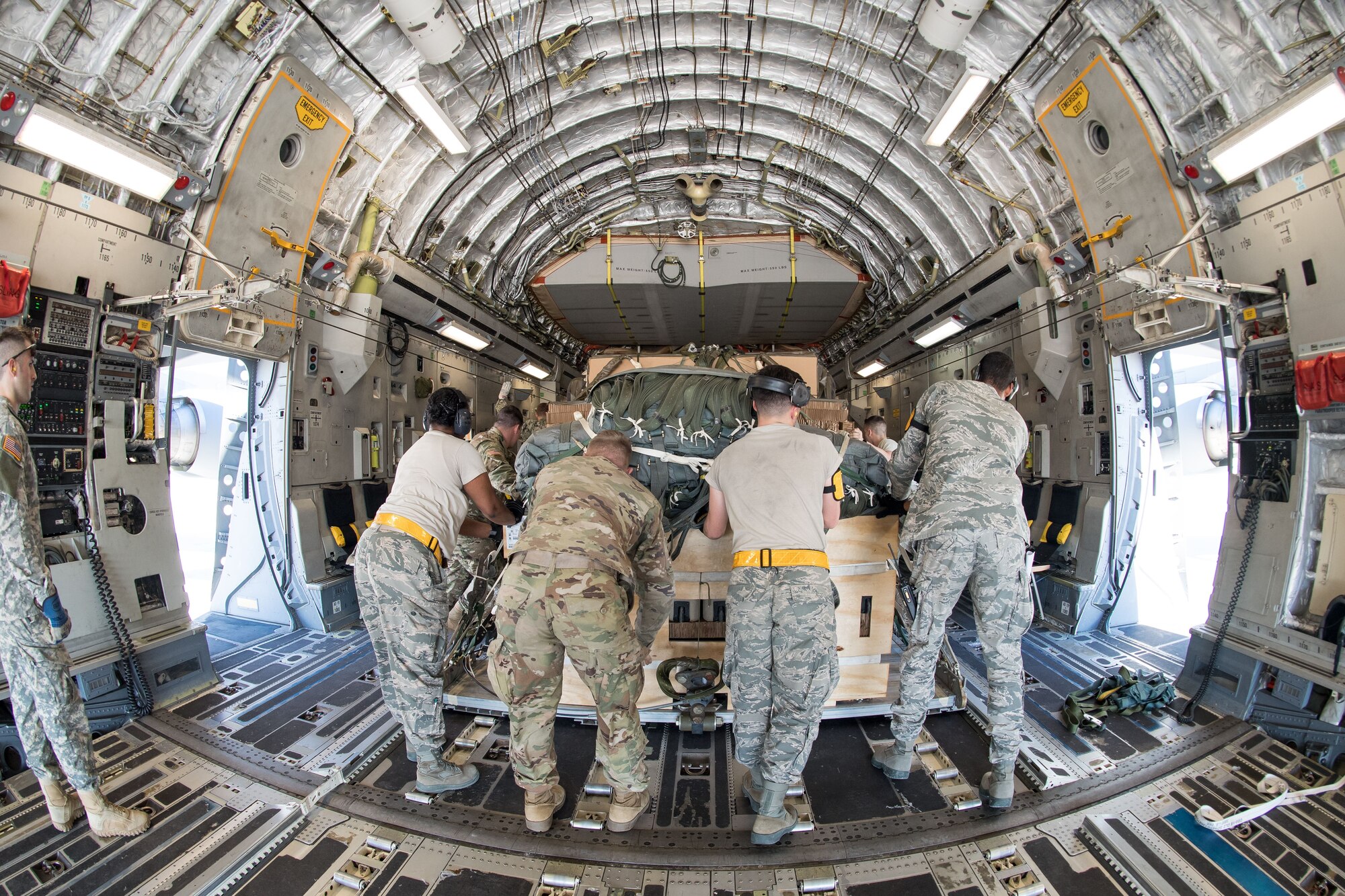 43d AMOG kicks off 2018 with joint airdrop training