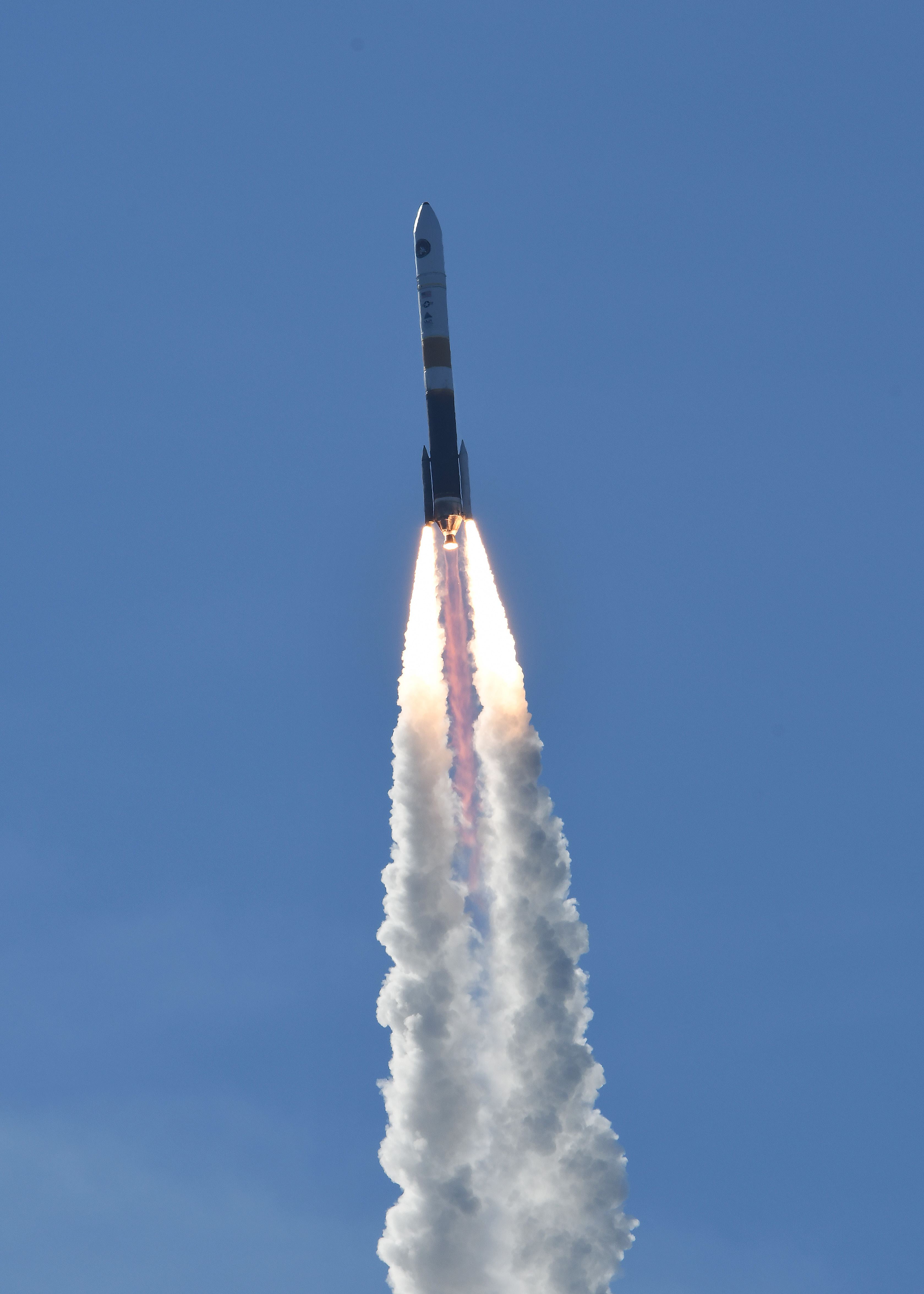 delta iv rocket