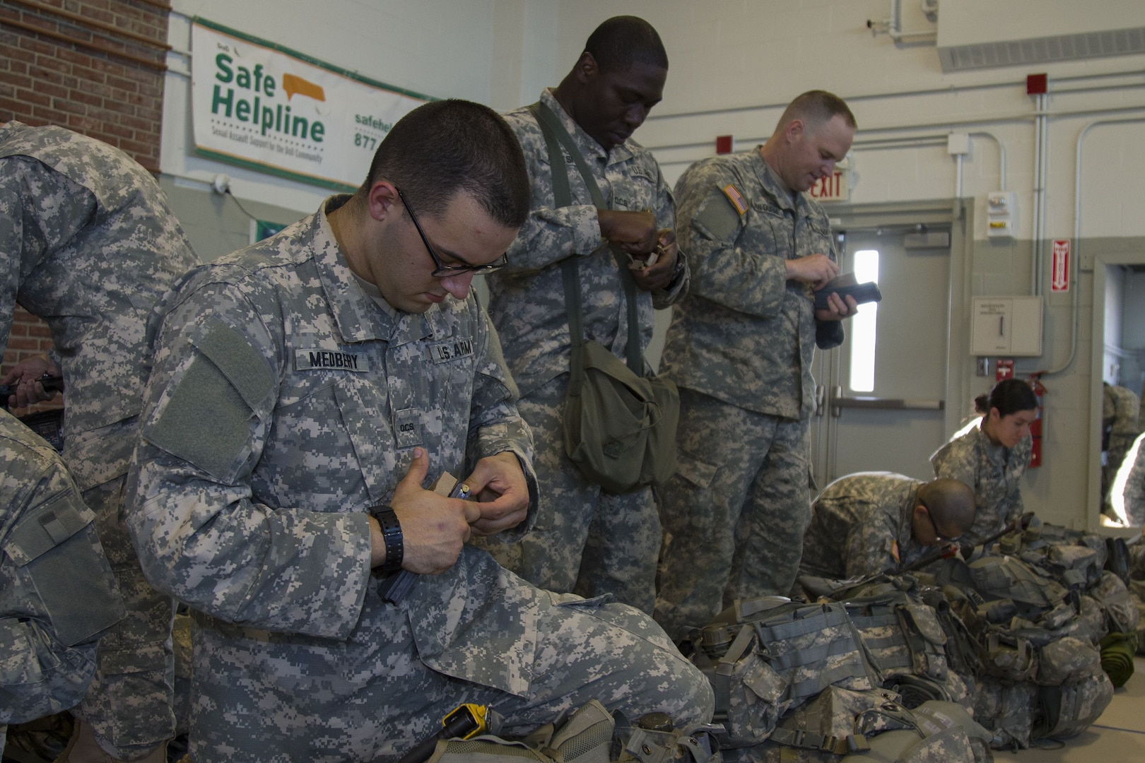 Leadership Through Officer Candidate School Vermont National Guard Vt Guard News 8081