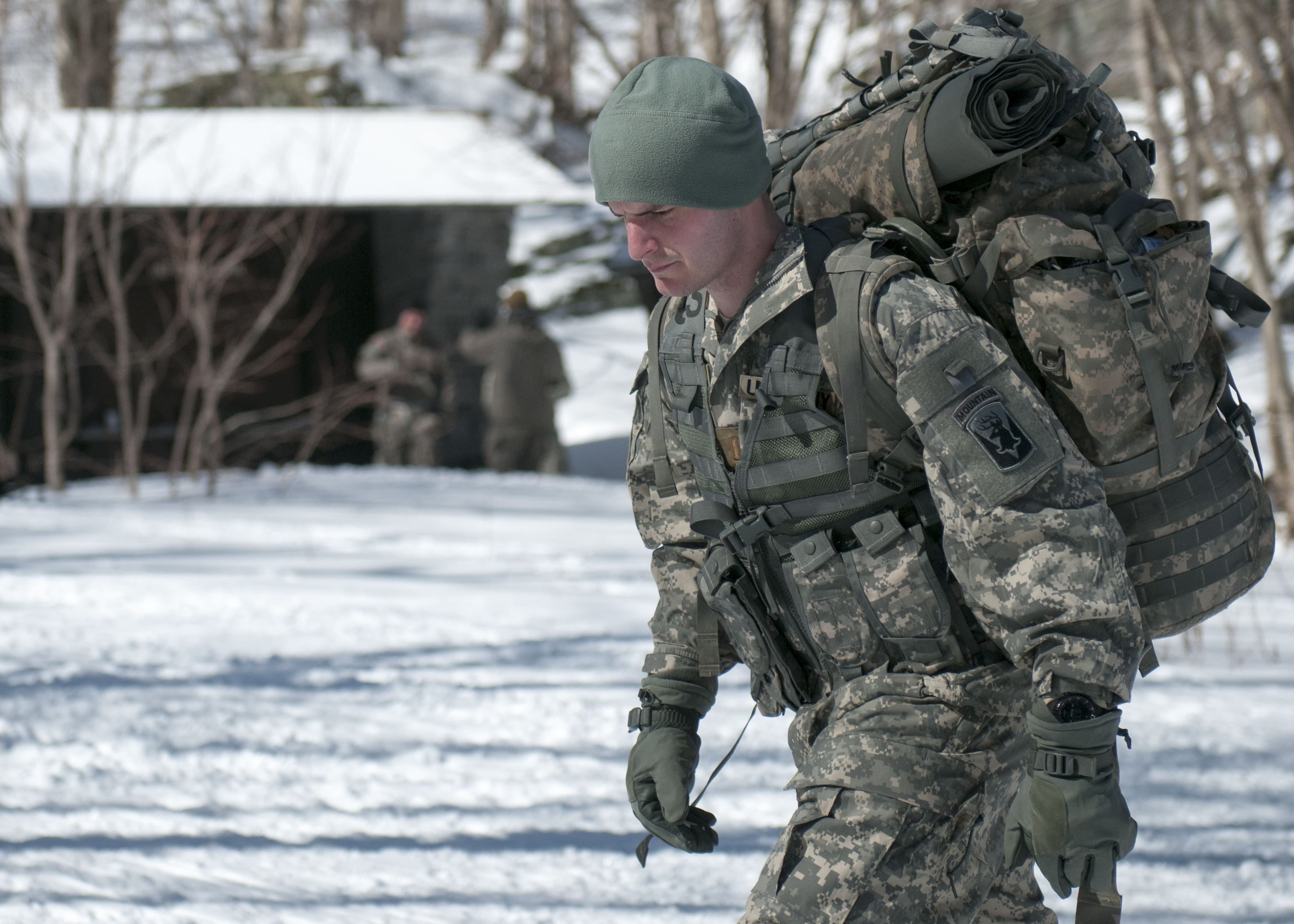 Vermont National Guard Soldier Hikes Up Smuggler S Notch