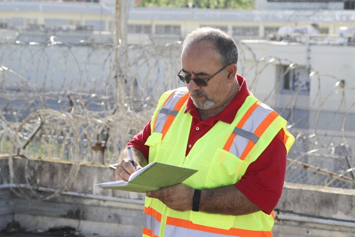 Alfredo Rodriguez, a U.S. Army Corps of Engineers civil engineer from the Walla Walla District’s Hydrology and Hydraulics Branch, assesses hurricane-damaged critical public facilities Dec. 4, 2017, in Puerto Rico.