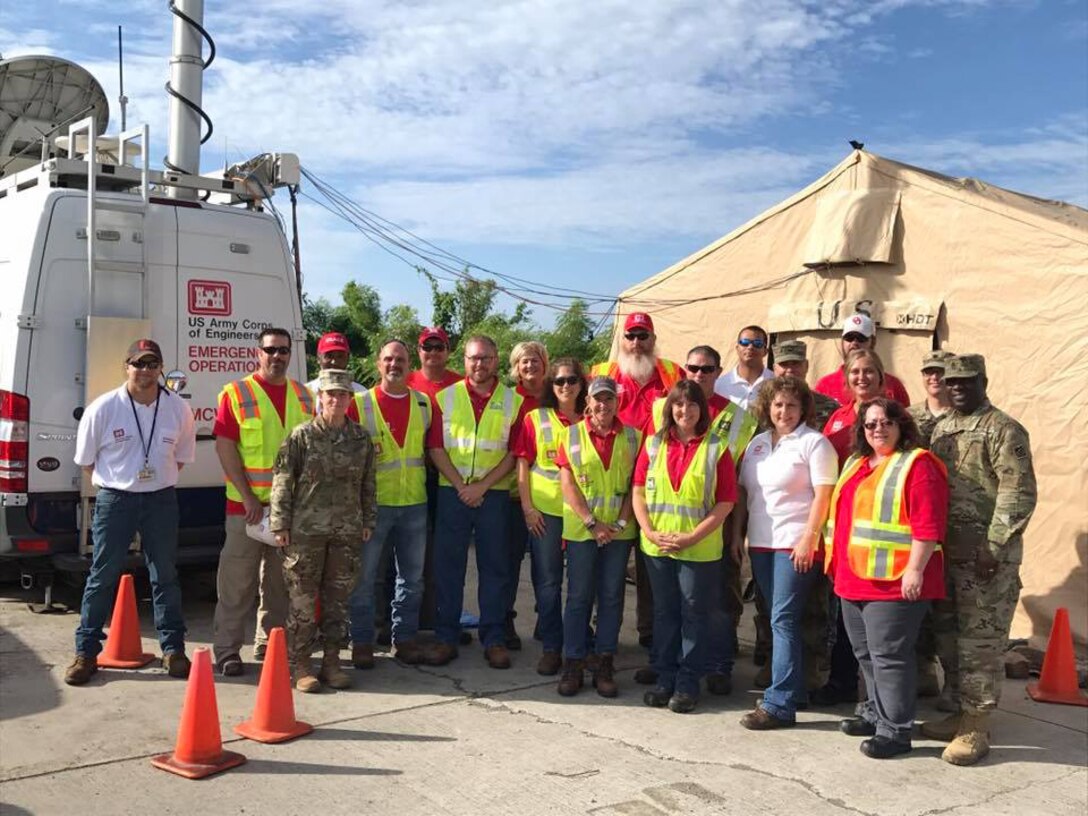 U.S. Virgin Islands Nov. 23, 2017: This week the Emergency Temporary Power Teams switched out. Job well done to Tulsa District, U.S. Army Corps of Engineers - welcome to the team from WallaWallaUSACE! Happy Thanksgiving!
