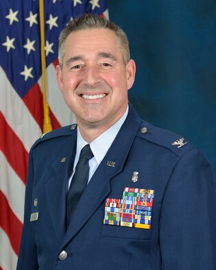Official portrait of U.S. Air Force Col. Paul N. Loiselle, commander of the 157th Mission Support Group, New Hampshire Air National Guard, Feb. 15, 2017, Hanscom Air Force Base, Mass.