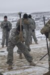 Soldiers train in Alaskan cold