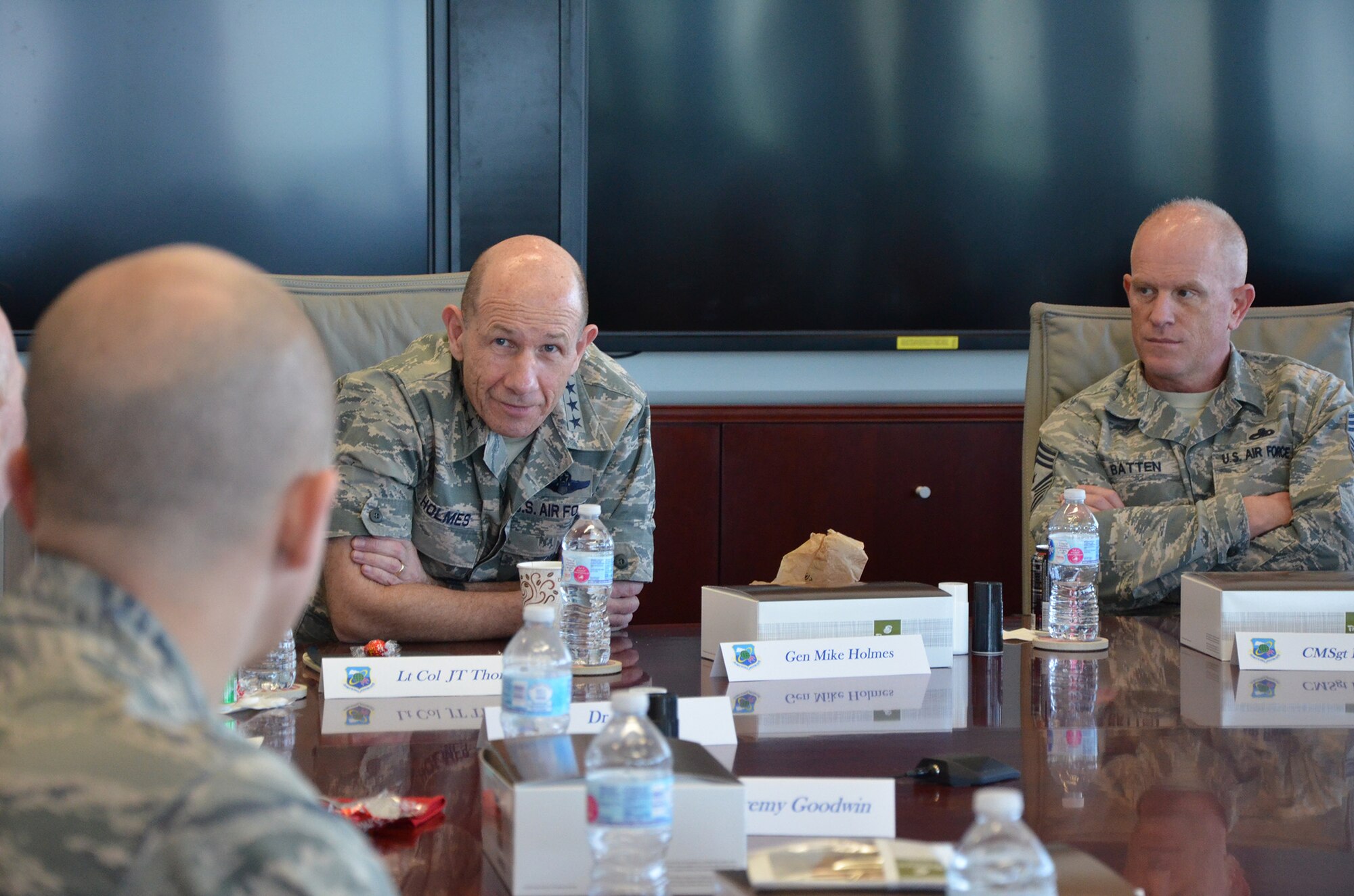 Gen. Mike Holmes, commander of Air Combat Command, and Chief Master Sgt. Frank Batten, ACC command chief, met with members of the Air Force Technical Applications Center Jan. 24, 2018, to learn more about their global nuclear treaty monitoring mission.  Pictured here, Holmes and Batten conduct a round-table discussion with AFTAC's squadron commanders and division chiefs.  (U.S. Air Force photo by Susan A. Romano)