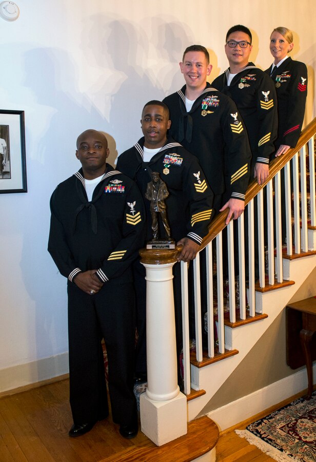 Fiscal Year 2017 Navy Reserve Full Time Support Shore Sailor of Year finalists (left to right) Hospital Corpsman 1st Class Cedrick Jenkins, Commander, 4th Marine Division, Marine Forces Reserve; Personnel Specialist 1st Class Darvell Connell, Navy Operational Support Center Houston; Information Systems Technician 1st Class Steven Mahon, Commander, Navy Reserve Forces Command; Logistic Specialist 1st Class Billy Yao, Navy Region Mid-Atlantic Reserve Component Command; and Logistic Specialist 1st Class Amy Simon, Navy Region Northwest Reserve Component Command, pose for a photo during a ceremony held at the Maryland House on Naval Station Norfolk Jan. 11. Jenkins will go on to compete for the title of 2017 Vice Chief of Naval Operations (Naval Shore Activities) SOY. (U.S. Navy photo by Mass Communication Specialist 2nd Class Sean Rinner)