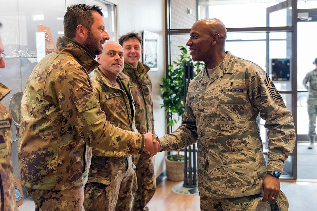 CMSAF Wrights visits Sheppard AFB