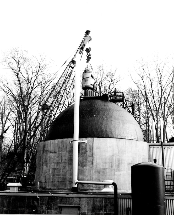 Undated - Appears to be construction and installation of reactor at SM-1. (Photo courtesy of the Office of History)