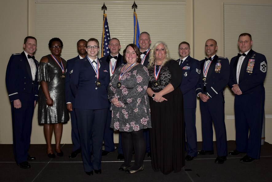 Wing recognizes Airmen for outstanding performances