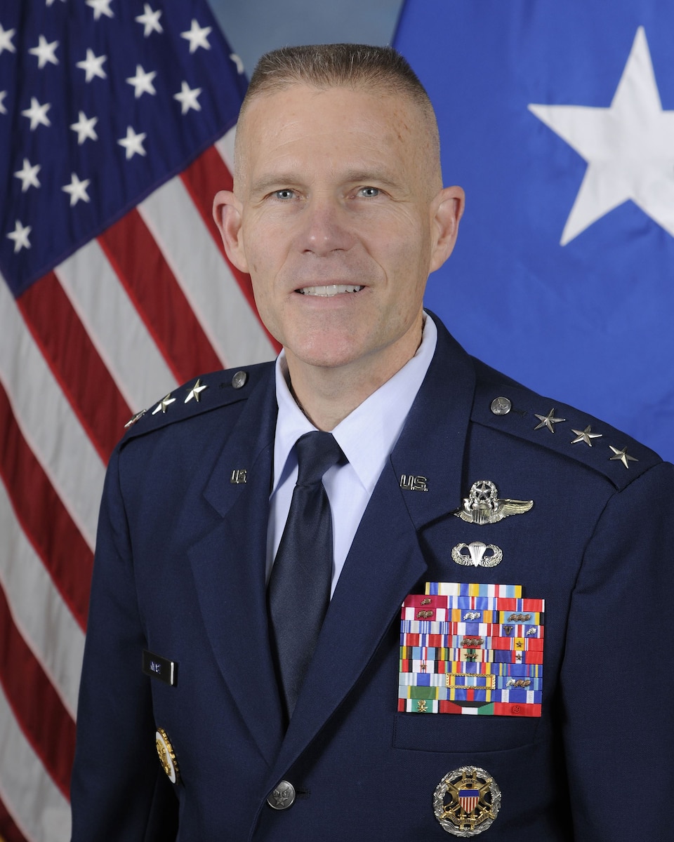 Lt.Gen.Kwast