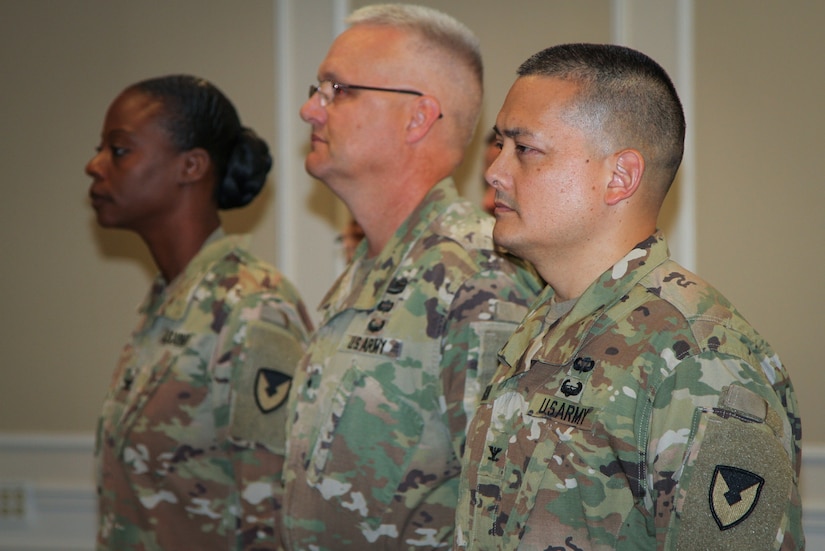 Army Contracting Leaders Change Command > U.S. Army Central > News | U ...