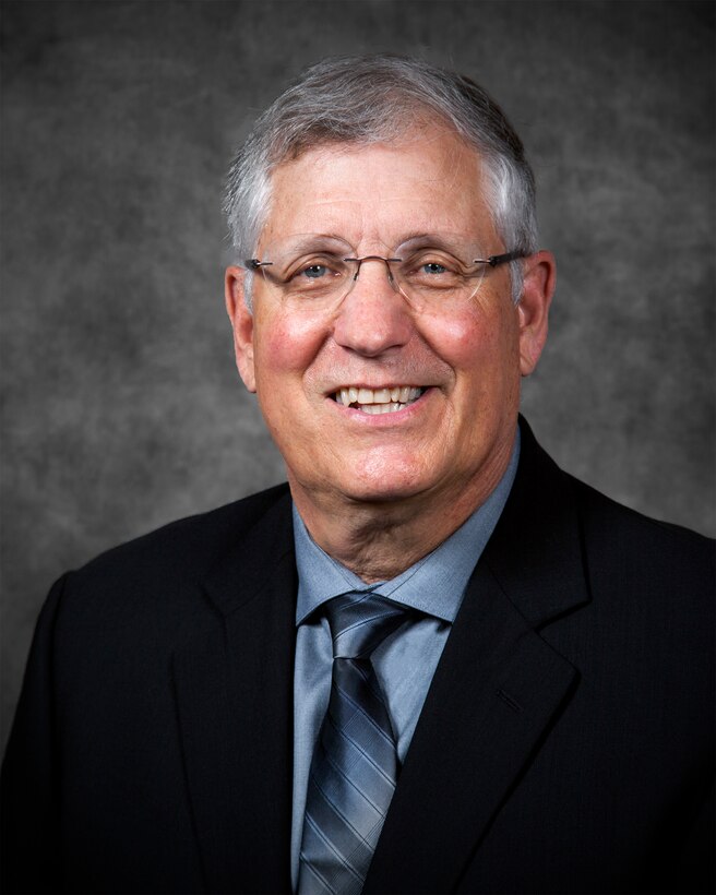 –  Mark F. Lindgren, retired U.S. Army Corps of Engineers, Walla Walla District, chief of Engineering and Construction Division, received the District's highest employee award on Friday, June 29, at the District Headquarters in Walla Walla, Washington.
