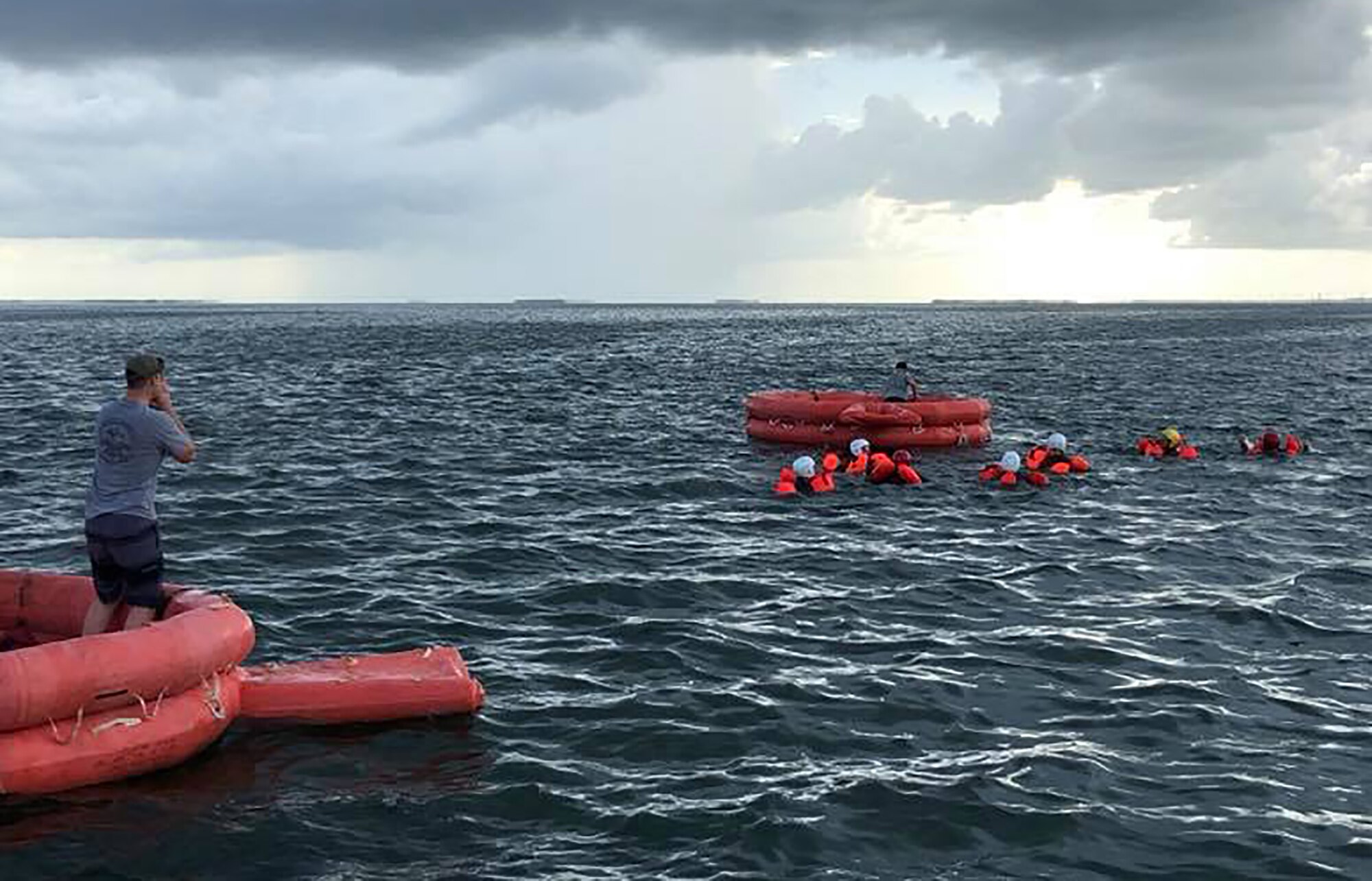Aircrew members from the 934th Airlift Wing participate in water survival training in waters near Key West, Fla. June 27. (Air Force Photo/Tech. Sgt. Trevor Saylor)
