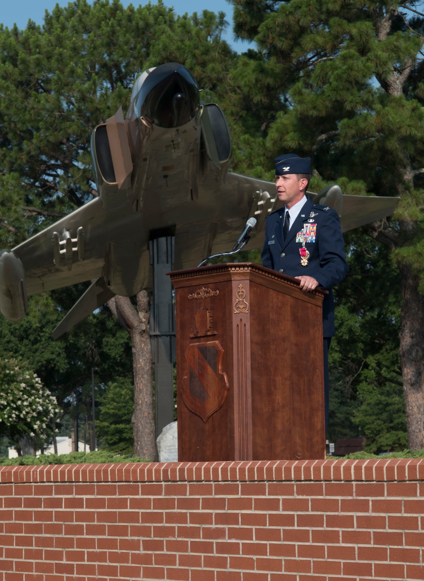 Col. Yates assumes command of 4th FW