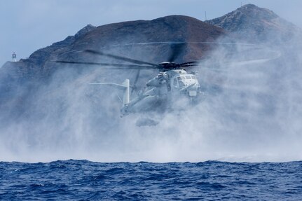 Australia Amphib Capabilities Strengthened through Teamwork