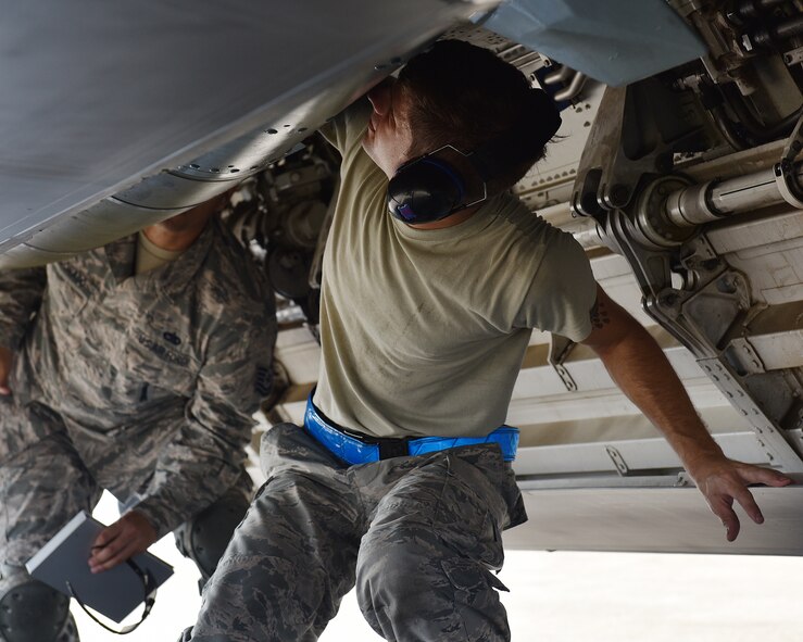 aircraft armament systems specialist