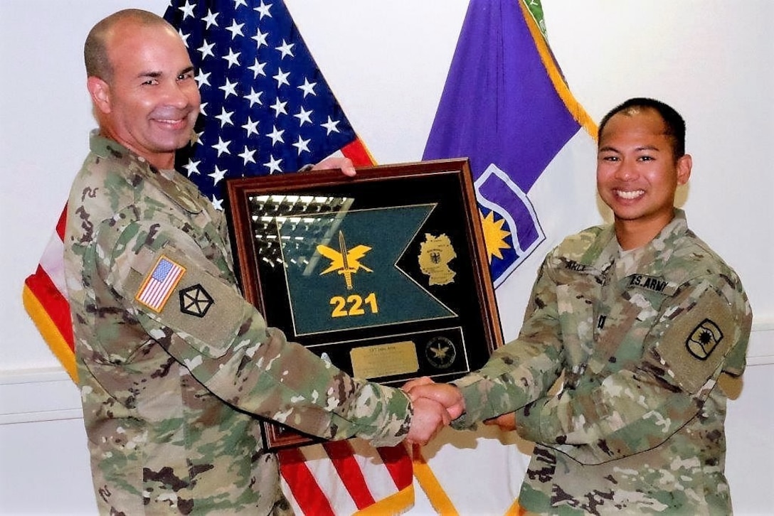 Magill shoulders command of the 221st Public Affairs Detachment