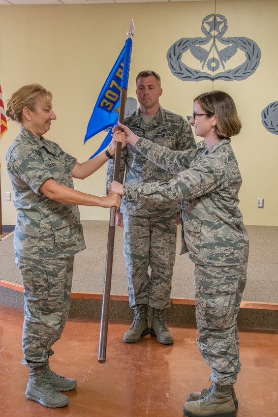 Could not load photo