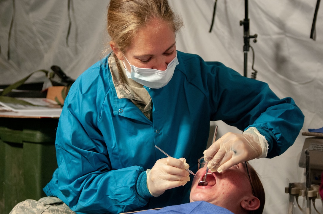 143rd Dental Company trains in quality care