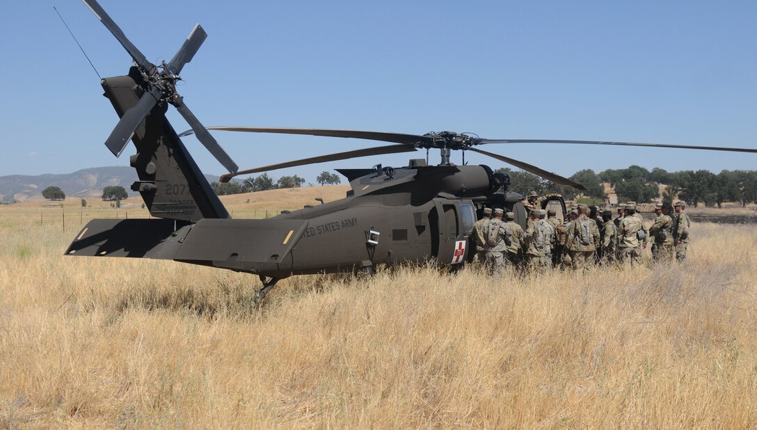MEDEVAC 101: Army Reserve Soldiers train on the fly