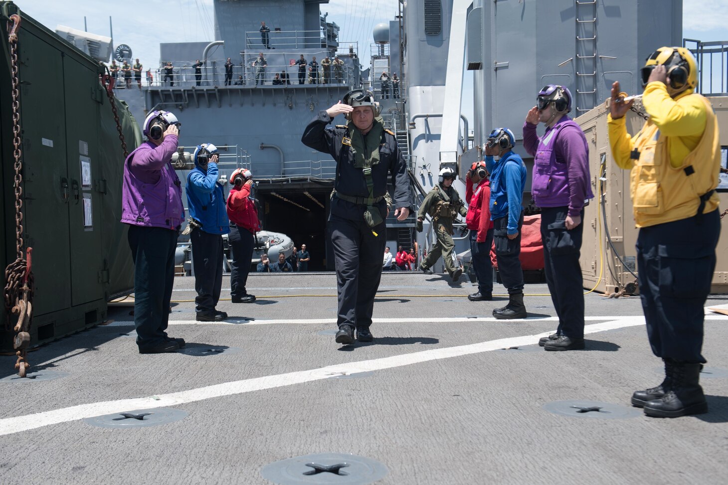 Commander, Task Force 177 Visits Undersea Mine Countermeasures ...