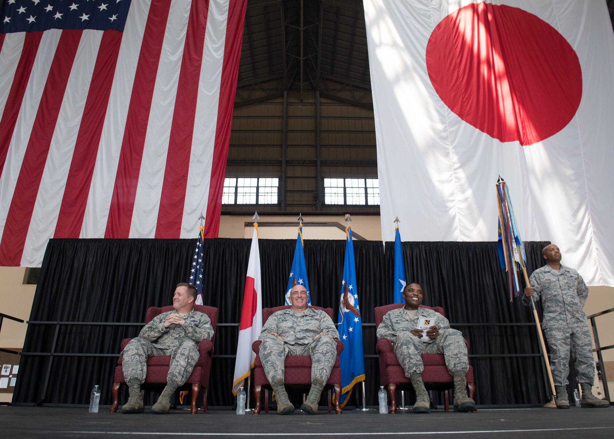 374th Airlift Wing welcomes new commander