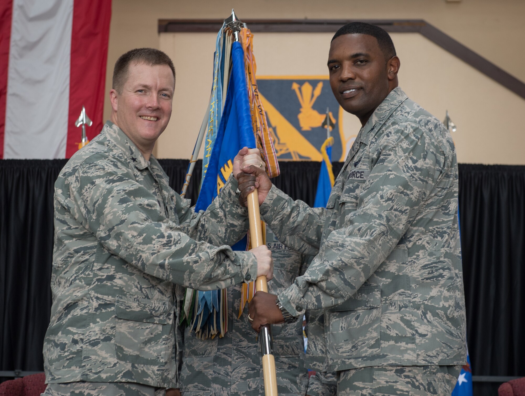 374th Airlift Wing welcomes new commander