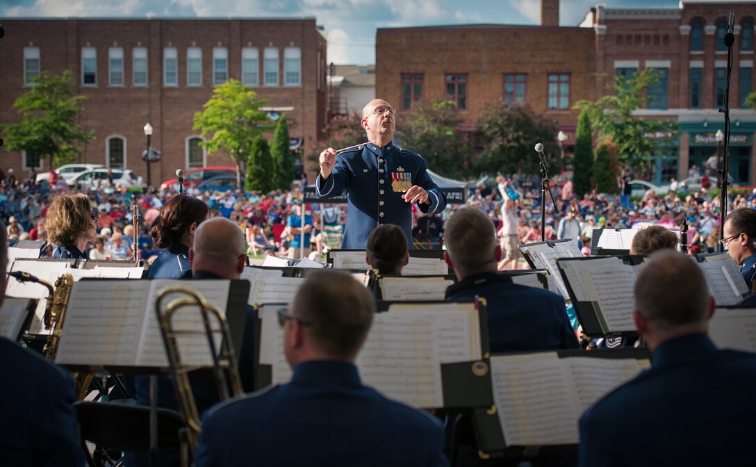 The 566th Air Force Band performs in Wausau, Wis., June 27, 2018.