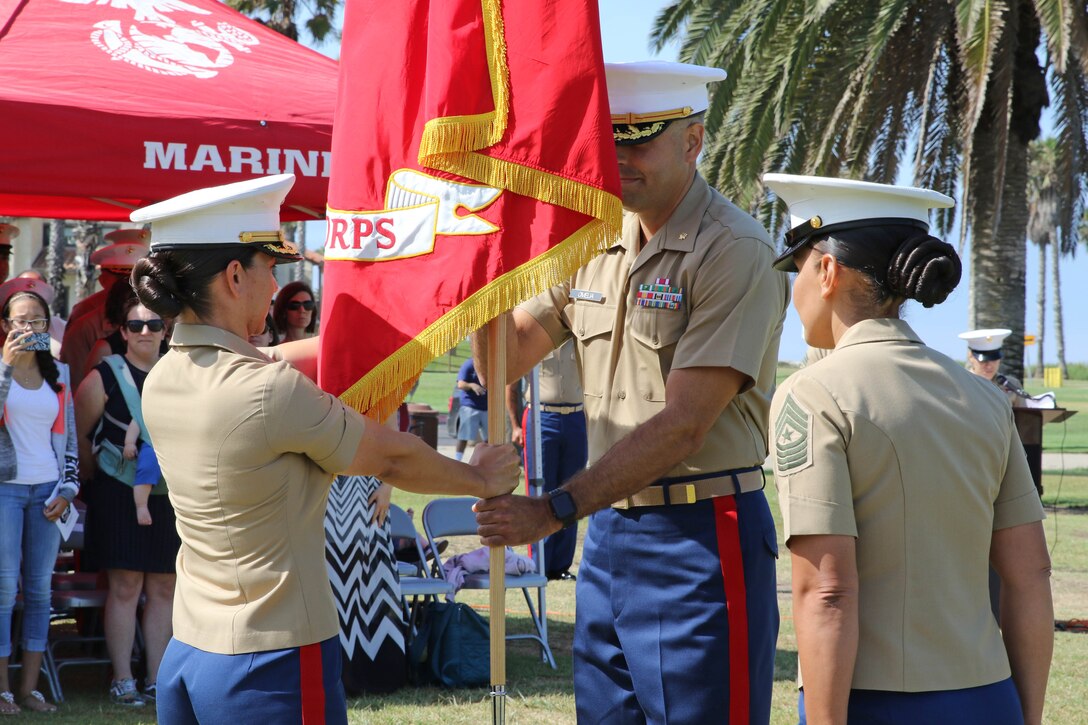 OXNARD, Calif. - Maj. Aixa R. Dones relinquishes command of Recruiting Station Los Angeles to Maj. Christopher J. O’Melia, during a change of command ceremony at Oxnard Beach Park, July 20, 2018. (U.S. Corps photo by Cpl. Emily Kirk/Released)