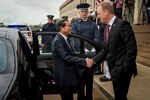Shanahan, Senior Vietnamese Official Discuss Security Relationship