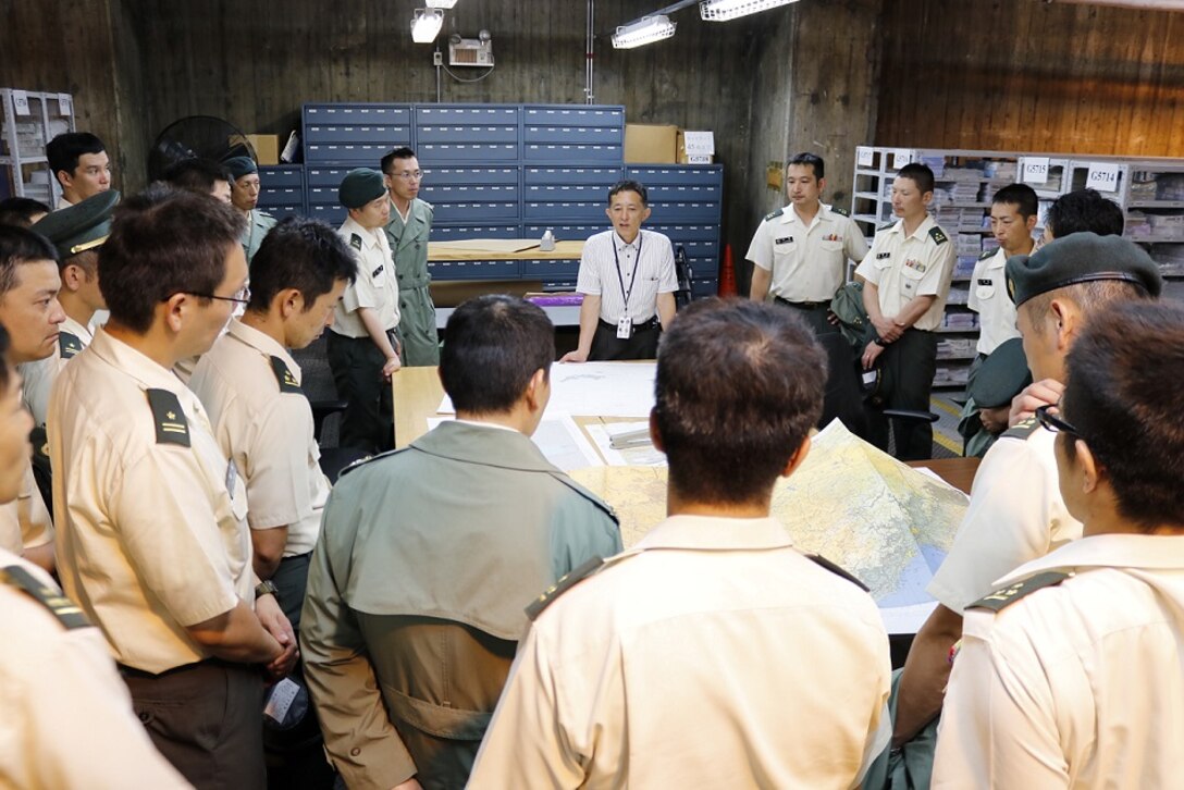 Yokosuka distribution center hosts training event for Japan Maritime Self-Defense Force officers
