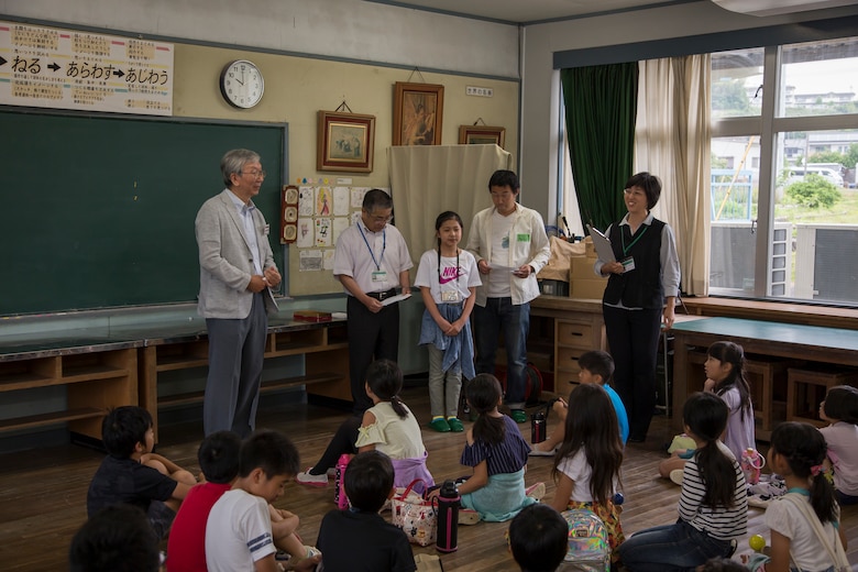 Neighbors share culture through exchange