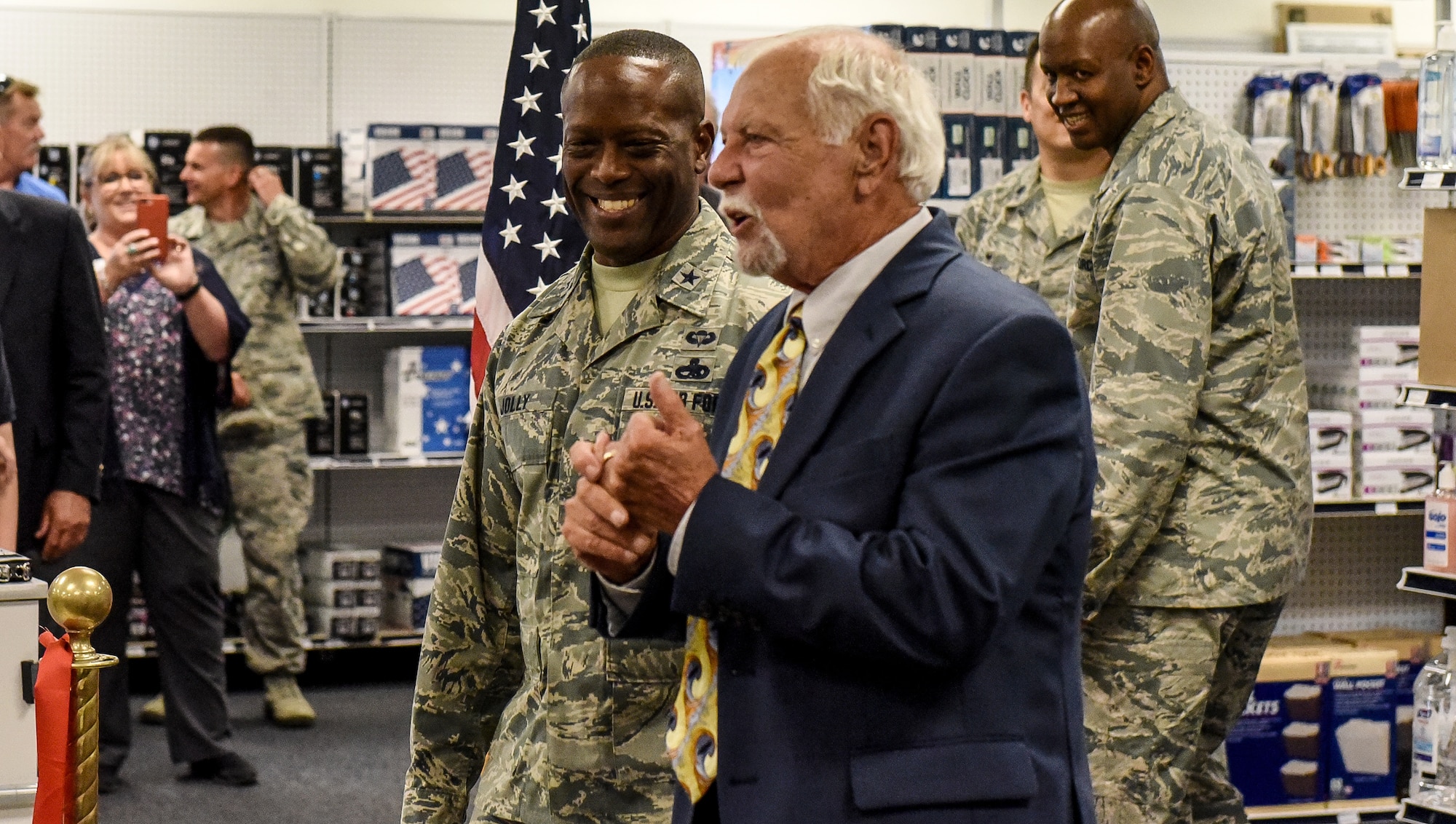 Base Service Center opens
