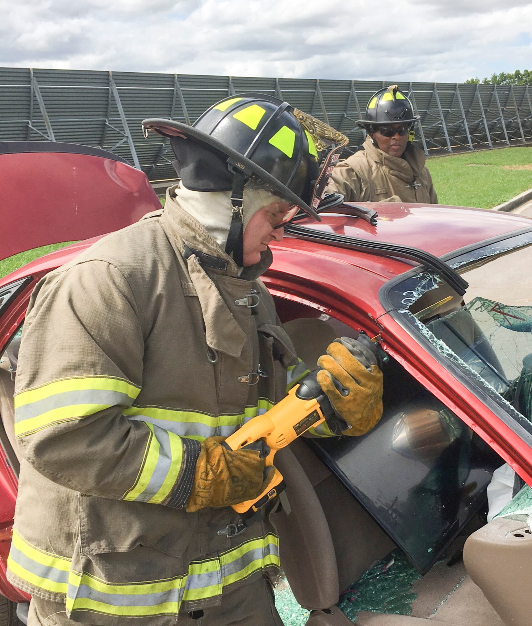 117ARW Fire Protection Specialists Conduct Training