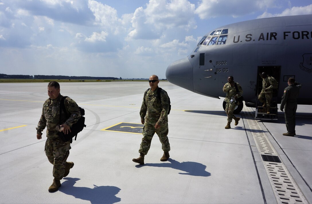 7th Mission Support Command arrives in Poland to support Saber Strike 18