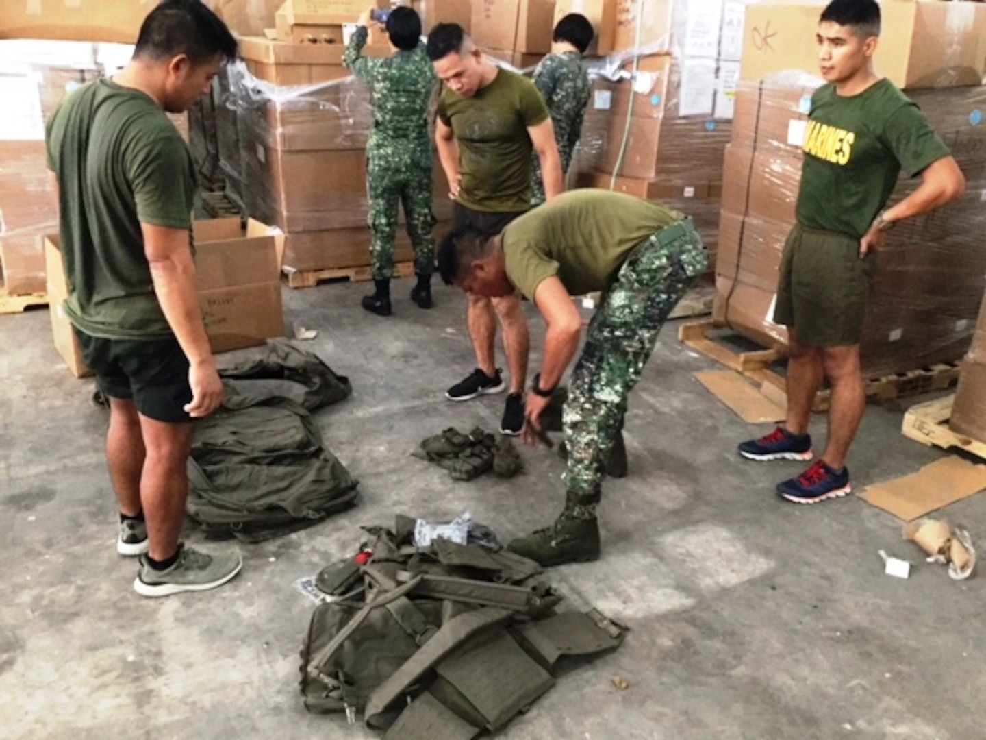 U.S. Military Provides Personal Protective Equipment for the Philippine Marine Corps