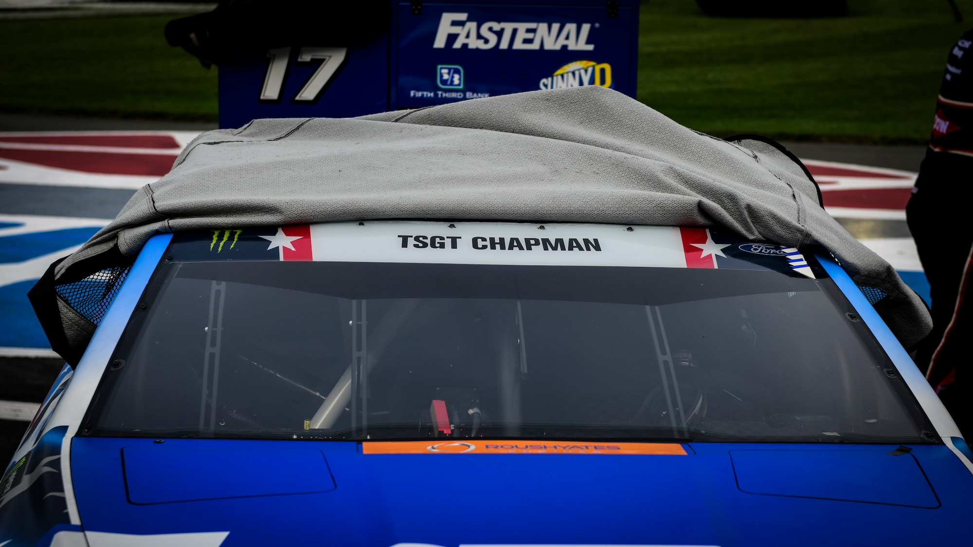 Fallen ST operators honored at NASCAR race