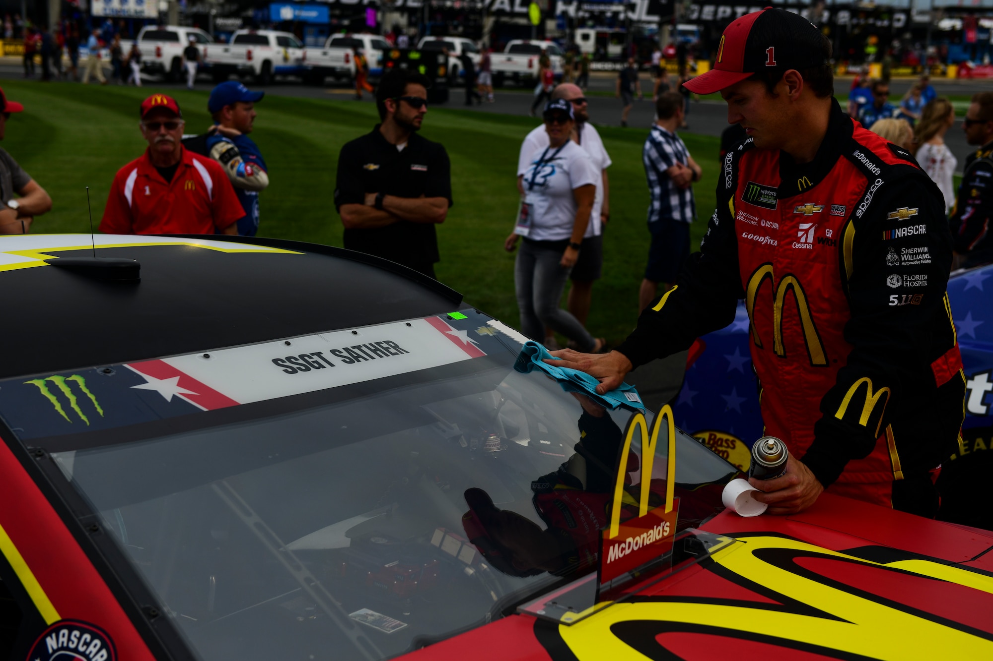 Fallen ST operators honored at NASCAR race