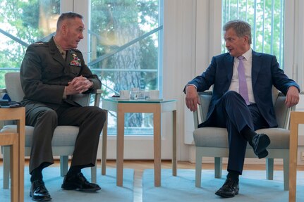 President of the Republic of Finland Sauli Niinistö hosts Marine Corps Gen. Joe Dunford, chairman of the Joint Chiefs of Staff, for an office call at the Mäntyniemi in Helsinki, Finland, June 8, 2018.