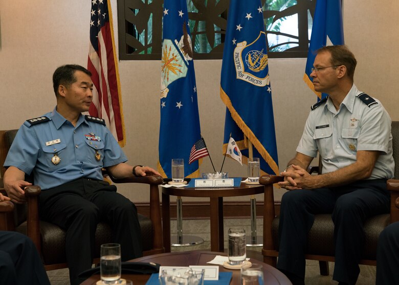 Republic of Korea Air Force (ROKAF) Brig. Gen Seung Bae Kong (left), ROKAF Academy deputy superintendent, and U.S. Air Force Brig. Gen Stephen Williams (right), Pacific Air Forces director of air and cyberspace operations, discuss goals of a ROKAF Academy cadet visit to Joint Base Pearl Harbor-Hickam, Hawaii, June 5, 2018. The visit is an opportunity for the cadets to learn how PACAF operates and gain a better understanding of the Indo-Pacific region and the importance of the U.S.-ROK alliance. (U.S. Air Force photo by Staff Sgt. Daniel Robles)