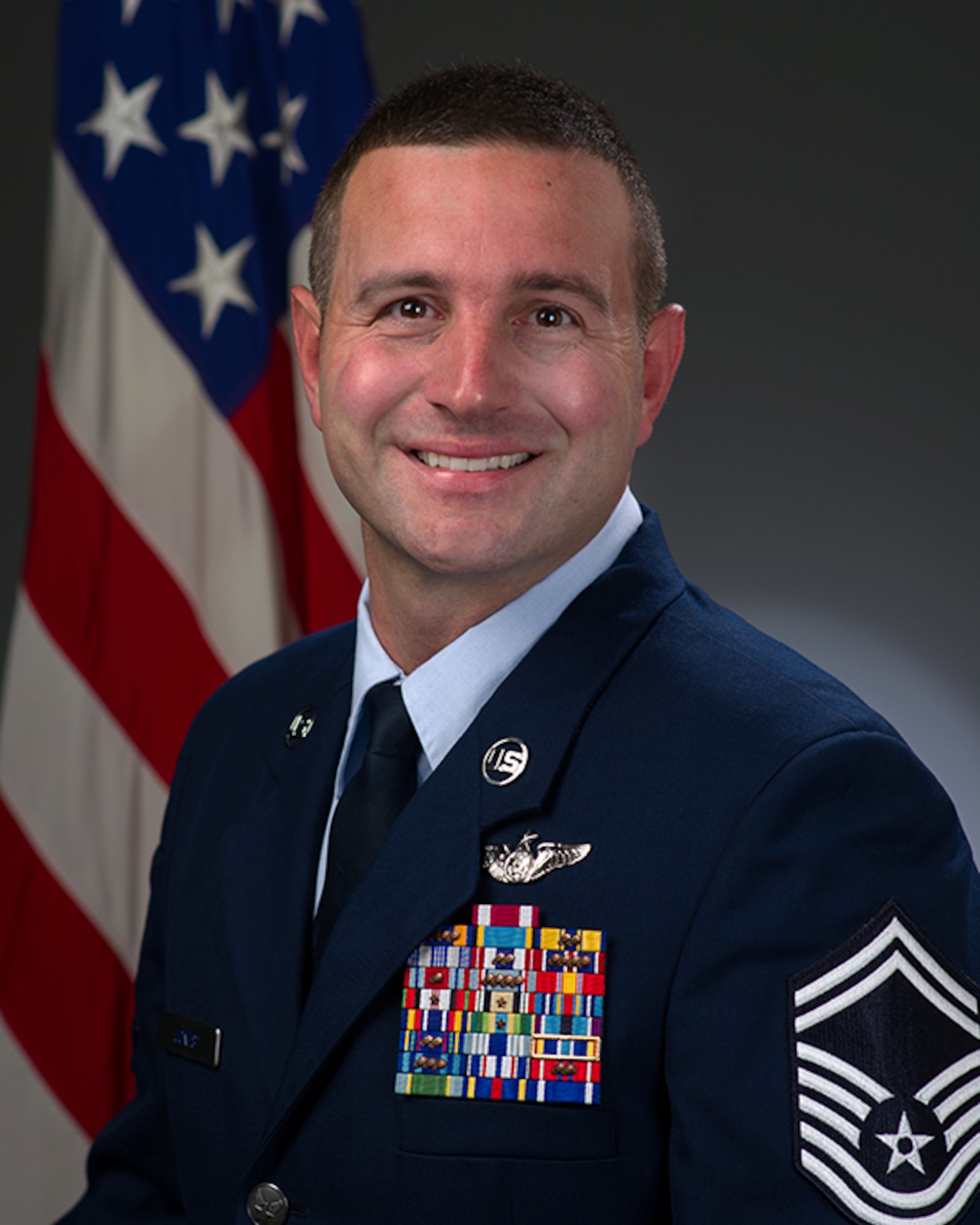 Senior Master Sgt. Travis E. Jones official photo