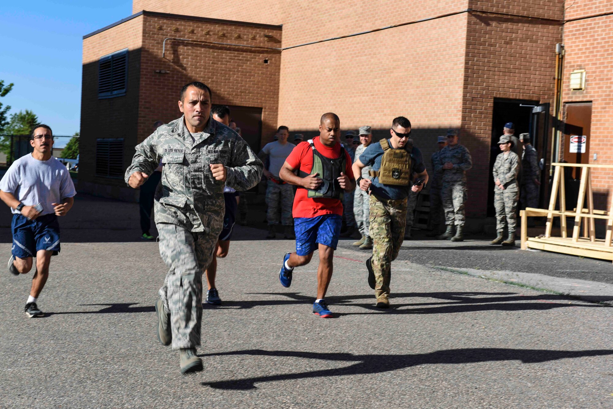 Reservists from the 419th Fighter Wing begin a one-mile run during the annual Murph Challenge in the Hess Fitness Center at Hill Air Force Base, Utah, June 3.