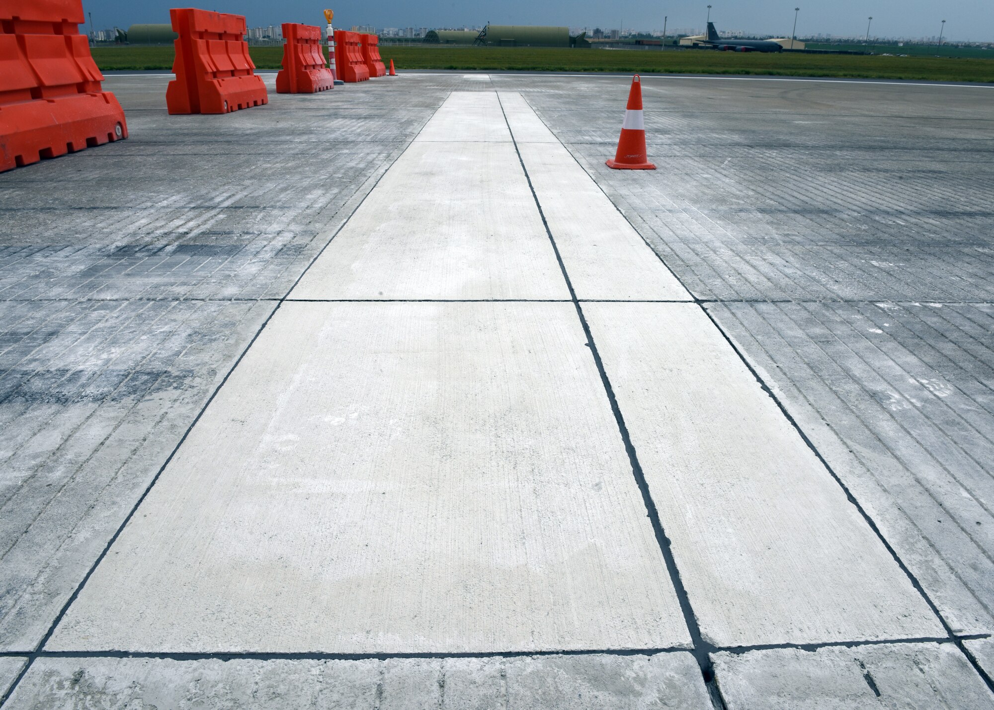 Flying operations on the runway ceased from May 24 to June 2, 2018, in order to complete the necessary repairs .