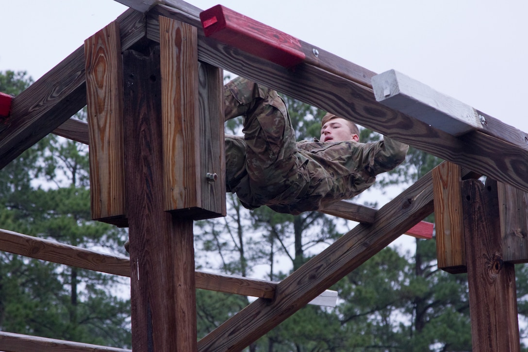 2018 Army Reserve Best Warrior:  Obstacle Course